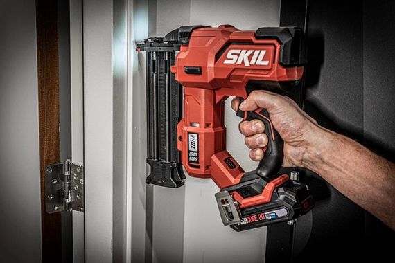Акумуляторний цвяхозабивний пістолет SKIL 3885 CA 11074000101 (VA1E3885CA) | Зображення 1