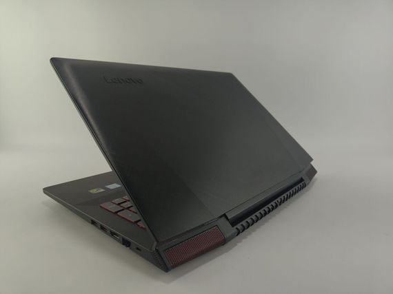 Ігровий ноутбук Lenovo IdeaPad Y700 / 15.6" (1920x1080) TN / Intel Core i7-6700HQ (4 (8) ядра по 2.6 - 3.5 GHz) / 16 GB DDR4 / 240 GB SSD / nVidia GeForce GTX 960M, 4 GB GDDR5, 128-bit / WebCam б/в | Зображення 3