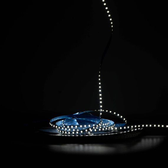 Світлодіодна LED стрічка PROLUM™ 24V IP20 2835\120 6ММ S-TYPE Series "S" Білий (5500-6000К) | Зображення 1