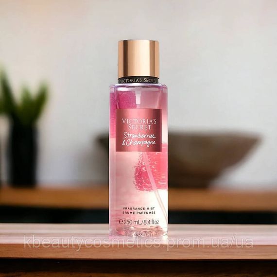 Парфюмированный спрей для тела Victorias Secret Strawberries & Champagne 250 мл