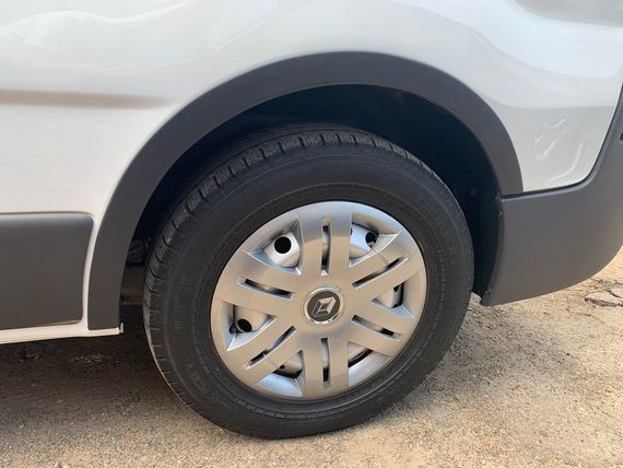 Накладки на колесные арки (4 шт, черные) 2001-2007, черный металл для Nissan Primastar | Зображення 7