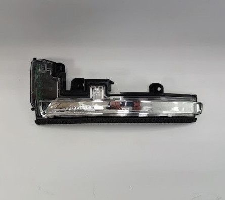 Покажчик повороту в дзеркалі Land Rover Discovery '14-16 / Range Rover Evoque '12-15 лівий FP 4307 M31 LR02794