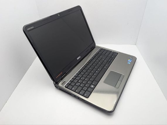 Ноутбук Dell Inspiron N5010 / 15.6" (1366x768) TN / Intel Core i3-370M (2 (4) ядра по 2.4 GHz) / 6 GB DDR3 / 500 GB HDD / AMD Radeon HD 5650, 1 GB GDDR3, 128-bit / WebCam / DVD-ROM б/в | Зображення 5