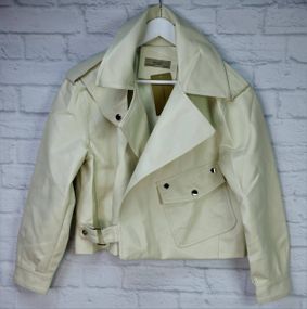 Жіноча куртка косуха коротка еко шкіра колір бежевий, розмір М  Nb01998