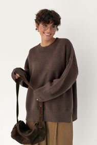 Вільний в'язаний джемпер із розрізами - коричневий цвет, ONE SIZE (є розміри)