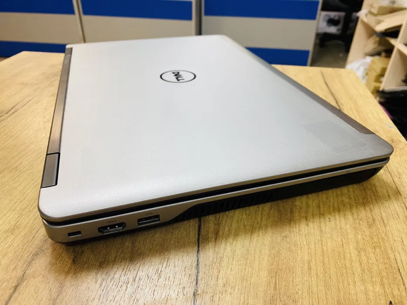 Ноутбук Dell e6540 15.6 FHD IPS core i5 4200m/8gb/320gb/radeon 8790M-2gb | Зображення 2