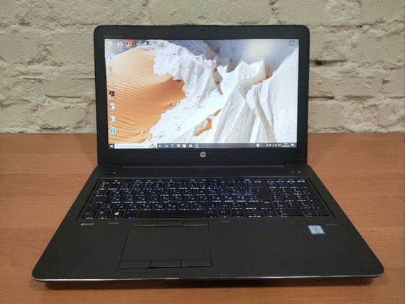 Мобильная рабочая станция HP Zbook 15 G4 / 15.6" (1920x1080) IPS / Intel Core i7-7700HQ (4 (8) ядра по 2.8 - 3.8 GHz) / 16 GB DDR4 / 480 GB SSD / nVidia Quadro M2200, 4 GB GDDR5, 128-bit / WebCam / 3G б/у | Зображення 1
