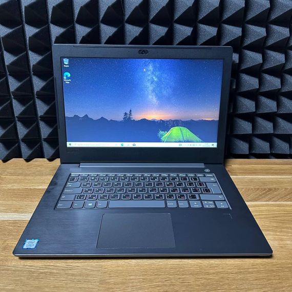 Ноутбук Lenovo V330-14IKB 81B0 / 14" (1920x1080) IPS / Intel Core i5-8250U (4 (8) ядра по 1.6 - 3.4 GHz) / 8 GB DDR4 / 256 GB SSD / Intel UHD Graphics 620 / WebCam б/в | Зображення 1