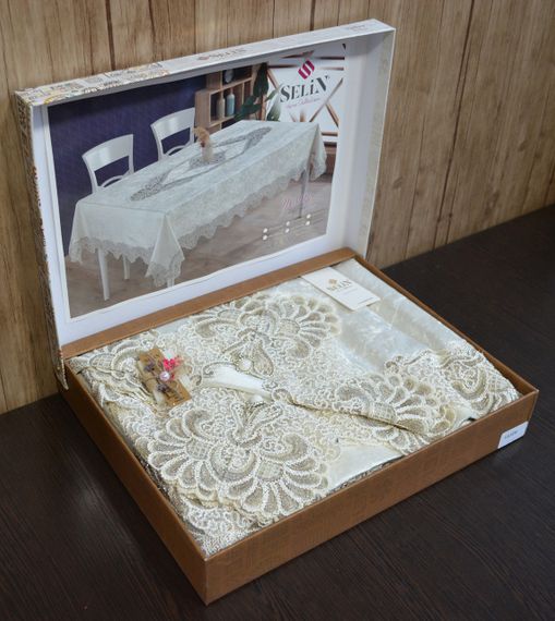 Велюрова скатертина Selin Yesim 160×300 см Кремова | Зображення 2