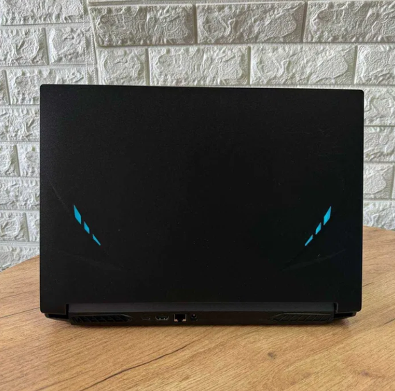 Ноутбук Hasee Z8 15.6" FHD IPS 144Hz i5 10300H 16Gb SSD 512Gb RTX 2060 Б/В | Зображення 4