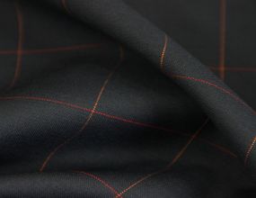 Костюмная клетка итальянская шерстяная натуральная ткань с эластаном темно синего цвета RE 17