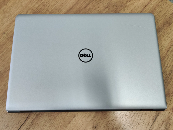 Ноутбук Сенсорний Dell Inspiron 5759/17,3"FHD/i7 6500U/8Gb/SSD256/R5 M335-4Gb | Зображення 5