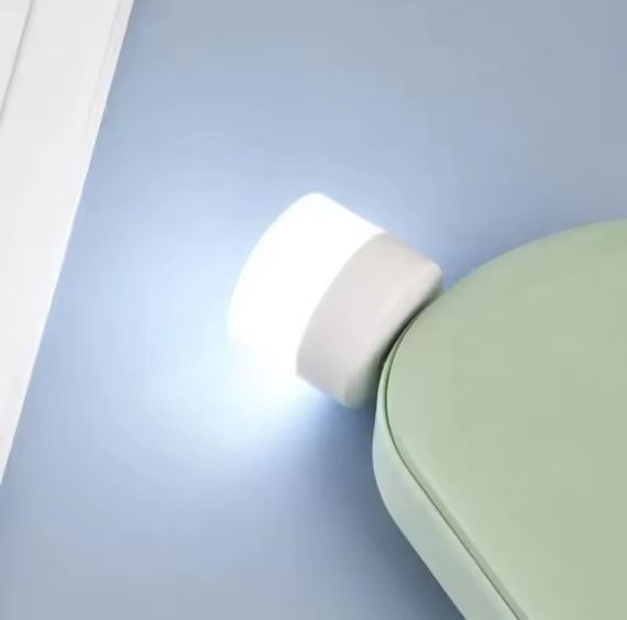 Портативная USB светодиодная лампа-ночник с белым (6500 К) светом, работает от Power Bank и др. гаджетов 5В | Зображення 1