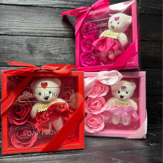 Набір "Мильні троянди та плюшевий ведмедик" у подарунковій коробці, 14*14*5cm, 25-810 | Зображення 1