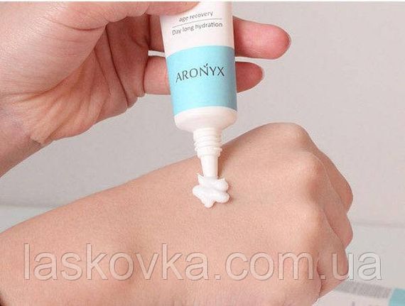 Крем для шкіри навколо очей із гіалуроновою кислотою Aronyx Hyaluron, 40 млic Acid Aqua Eye Cream | Зображення 2