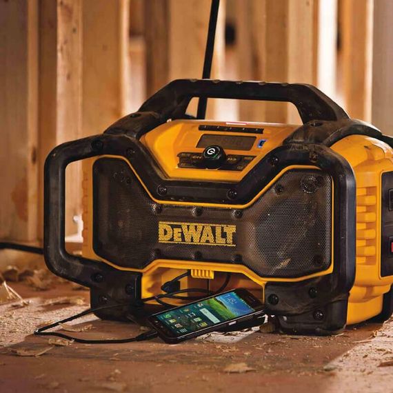 Зарядний пристрій-радіоприймач DeWALT DCR027 | Зображення 5