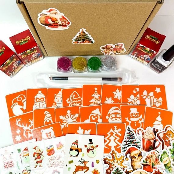 Подарунковий набір "Різдвяне диво: Чарівний Подарунок" gift-box-christmass-3kids | Зображення 1
