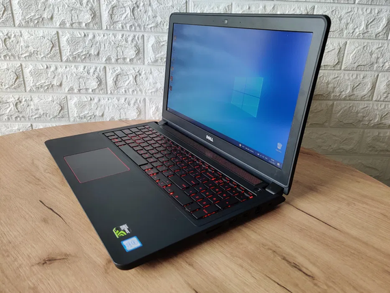 Ноутбук Dell Inspiron 5557/15.6 FHD/i5 7300HQ/8Gb/SSD256Gb/GTX1050-4Gb | Зображення 2