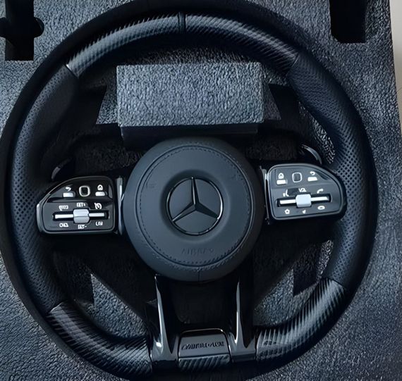 Руль AMG 2018-Style (Карбон -2025 Черные Кнопки, 3pin) для Mercedes GLA X156 2014-2019 гг