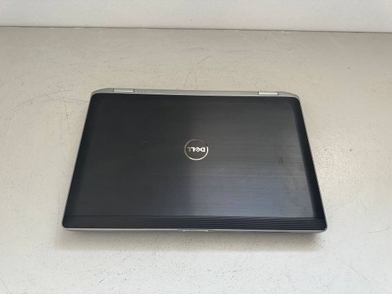 Ноутбук Б-класс Dell Latitude E6530 / 15.6" (1366x768) TN / Intel Core i5-3320M (2 (4) ядра по 2.6 - 3.3 GHz) / 8 GB DDR3 / 128 GB SSD / Intel HD Graphic 4000 / DVD-ROM / HDMI б/в | Зображення 4