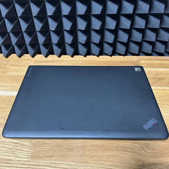 Ноутбук Lenovo ThinkPad E550 / 15.6" (1366x768) TN / Intel Core i3-5005U (2 (4) ядра по 2.0 GHz) / 8 GB DDR3 / 128 GB SSD / Intel HD Graphics 4400 / WebCam б/у | Зображення 6