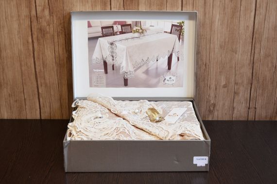 Велюрова скатертина Selin Yagmur 160х220 см. бежева | Зображення 1