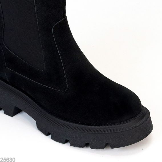 Зручні базові чорні зимові черевики челсі з еластичною вставкою | Зображення 1