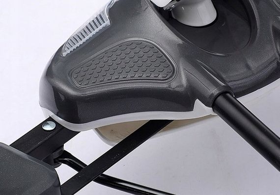 Дитячий електрокарт Spoko SP-V17 6V 4,5Ah з пультом чорний для дітей 3-8 років (42412110) | Зображення 5