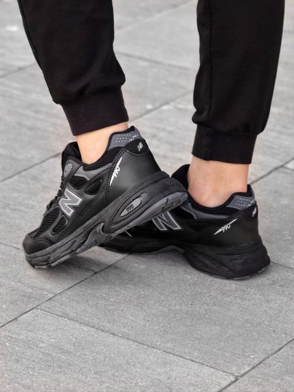 Літні кросівки  New Balance колір чорний/білий | Зображення 2