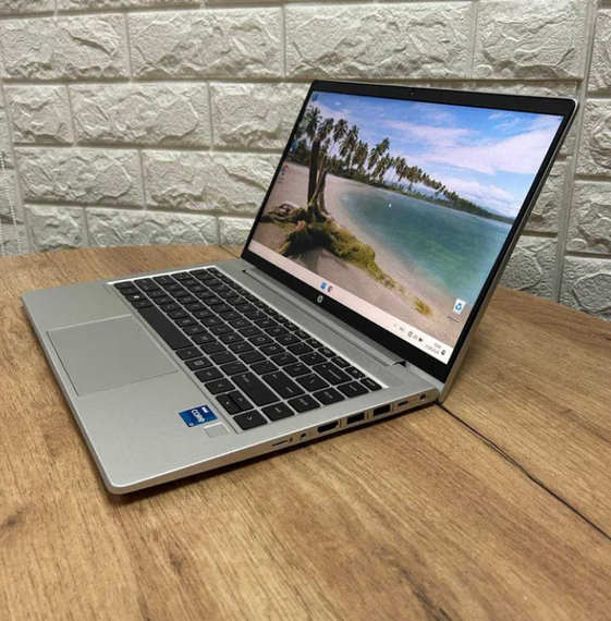 Ноутбук HP ProBook 640 G8 14.0" FHD IPS i7 1165G7 16Gb SSD 512Gb Б/В | Зображення 1
