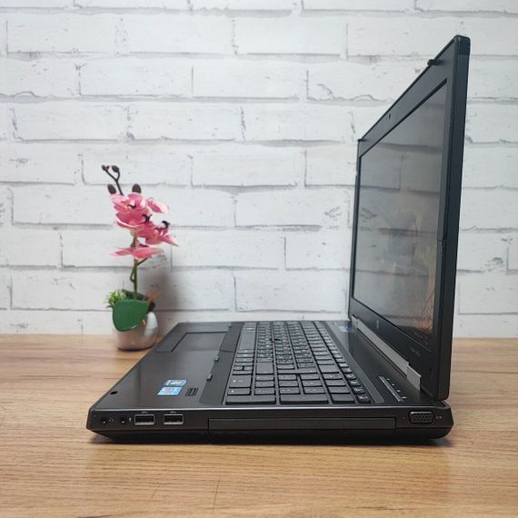 Ноутбук Б-класс HP EliteBook 8560w / 15.6" (1600x900) TN / Intel Core i5-2520M (2 (4) ядра по 2.5 - 3.2 GHz) / 8 GB DDR3 / 256 GB SSD / nVidia Quadro 2000M, 2 GB GDDR3, 128-bit / WebCam / DVD-ROM б/у | Зображення 5
