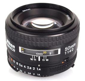 Объектив Nikon 50 mm f/1.4G AF-S NIKKOR (JAA014DA)