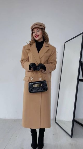 Жіноче пальто прямого крою довге з кашеміру  з утеплювачем колір бежевий