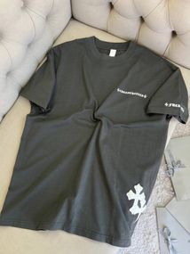 Футболка Chrome Hearts сірого кольору (білі хрести) f730