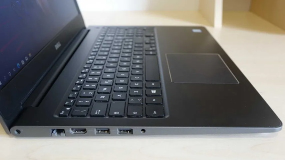 Ноутбук DELL Vostro 15 5568 i5-7200U/8GB/SSD 256GB | Зображення 5