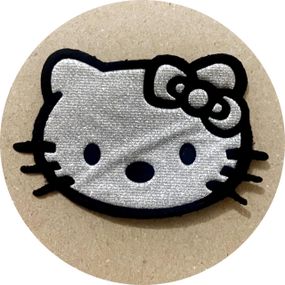 Нашивка на одяг (термо) Hello Kitty 1 65*47 мм Срібляста