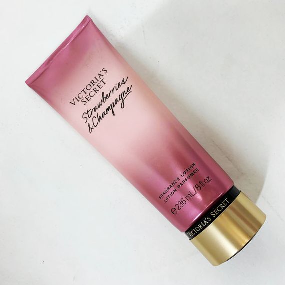 Лосьон для тела Victoria's Secret Strawberries Champagne 236 мл Original | Зображення 5