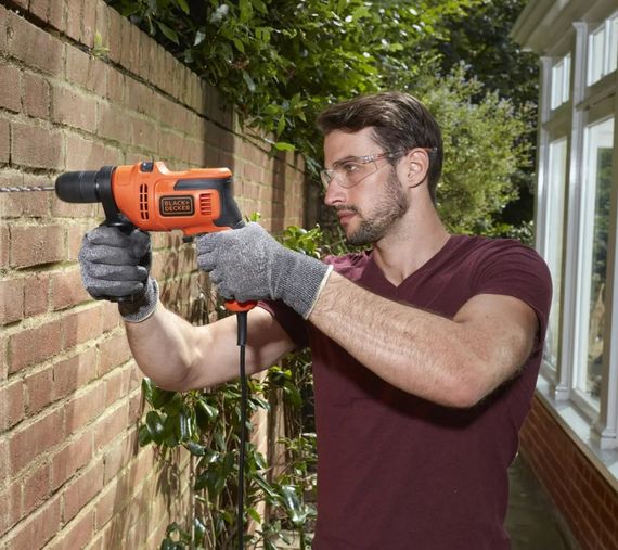 Дриль мережевий ударний Black&Decker BEH200 | Зображення 1