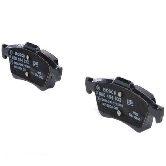 Тормозные колодки Bosch дисковые задние FORD/MAZDA/NISSAN/OPEL/RENAULT/SAAB-07 0986494032
