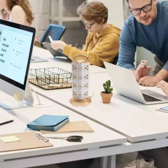 Мережевий фільтр вертикальний 16 розеток 2м шнур Біло-золотий