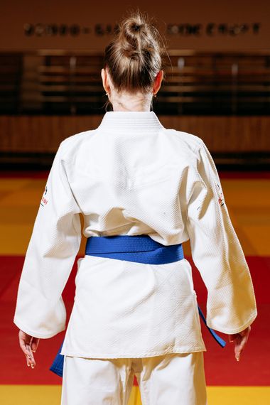 Біле кімоно для дівчат/жінок, дзюдо, TM BUDOGI серія ADVANCED, зріст 160 см, щільність 500 гр/м.кв. | Зображення 6