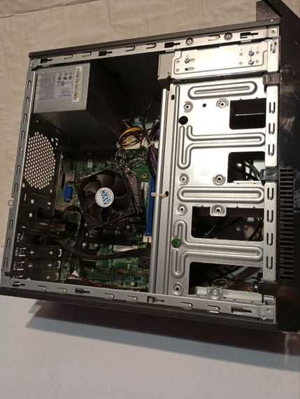 Комплект ПК: Lenovo ThinkCentre E73 Tower / Intel Core i3-4170 (2 (4) ядра по 3.7 GHz) / 8 GB DDR3 / 500 GB HDD / Intel HD Graphics 4400 + Монітор Lenovo ThinkVision L2251pwD / 22" (1920x1080) TN / 1x DVI, 1x VGA / VESA 100x100 б/в | Зображення 5