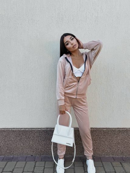 Жіночий спортивний костюм велюровий з кофтою на блискавці розмір L колір бежевий Vi114