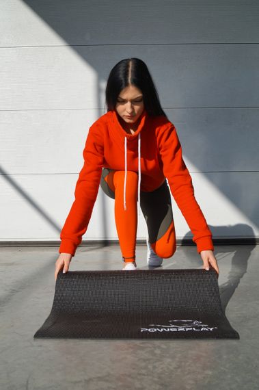 Килимок для йоги та фітнесу PowerPlay 4010 PVC Yoga Mat Чорний (173x61x0.6) | Зображення 5