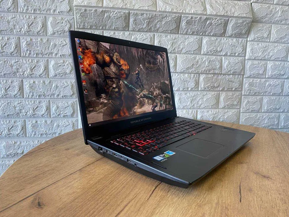 Ноутбук Asus GL702 17.3"FHD/IPS/75Hz/i7 7700HQ/16Gb/SSD256+HDD1Tb/GTX1080-8Gb | Зображення 1