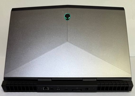 Игровой ноутбук Dell Alienware 15 R4 / 15.6" (1920x1080) IPS / Intel Core i7-8750H (6 (12) ядра по 2.2 - 4.1 GHz) / 16 GB DDR4 / 256 GB SSD + 500 GB HDD / nVidia GeForce GTX 1060, 6 GB GDDR5, 192-bit / WebCam б/у | Зображення 7