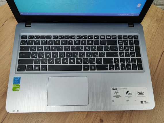 Ноутбук Asus X540S/15.6 HD/Pentium N3700/4Gb/HDD1Tb/nVidia 810M-1Gb | Зображення 4