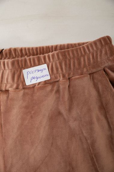 Штаны женские велюровые  -уценка, цвет бежевый, 238R105-U | Зображення 5