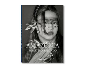 Книга з фотографії Себастьяно Сальгадо Амазонка Sebastiao Salgado "Amazonia" пейзажна фотографія книги