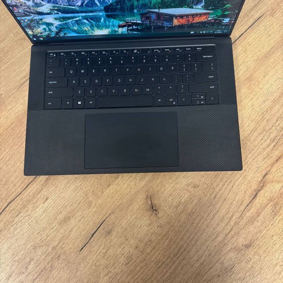 Мобільна робоча станція Dell Precision 5550 / 15.6" (1920x1200) IPS / Intel Core i7-10750H (6 (12) ядер по 2.6 - 5.0 GHz) / 16 GB DDR4 / 512 GB SSD / nVidia Quadro T2000 Max-Q, 4 GB GDDR5, 128-bit / WebCam б/в | Зображення 6